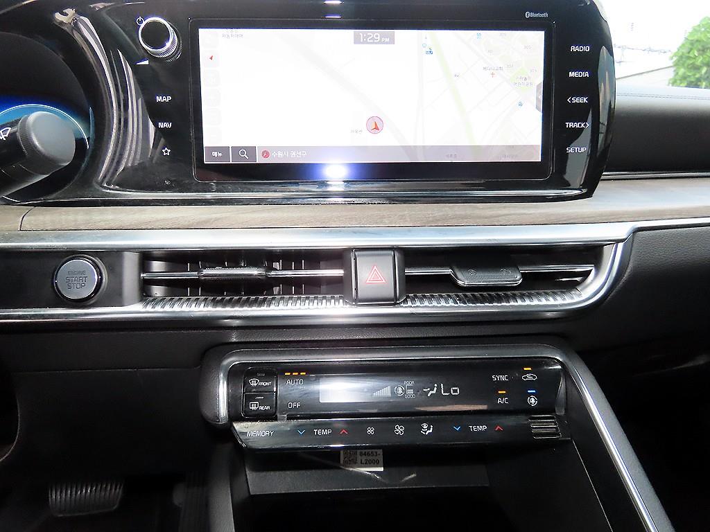 Kia K5 — photo 13