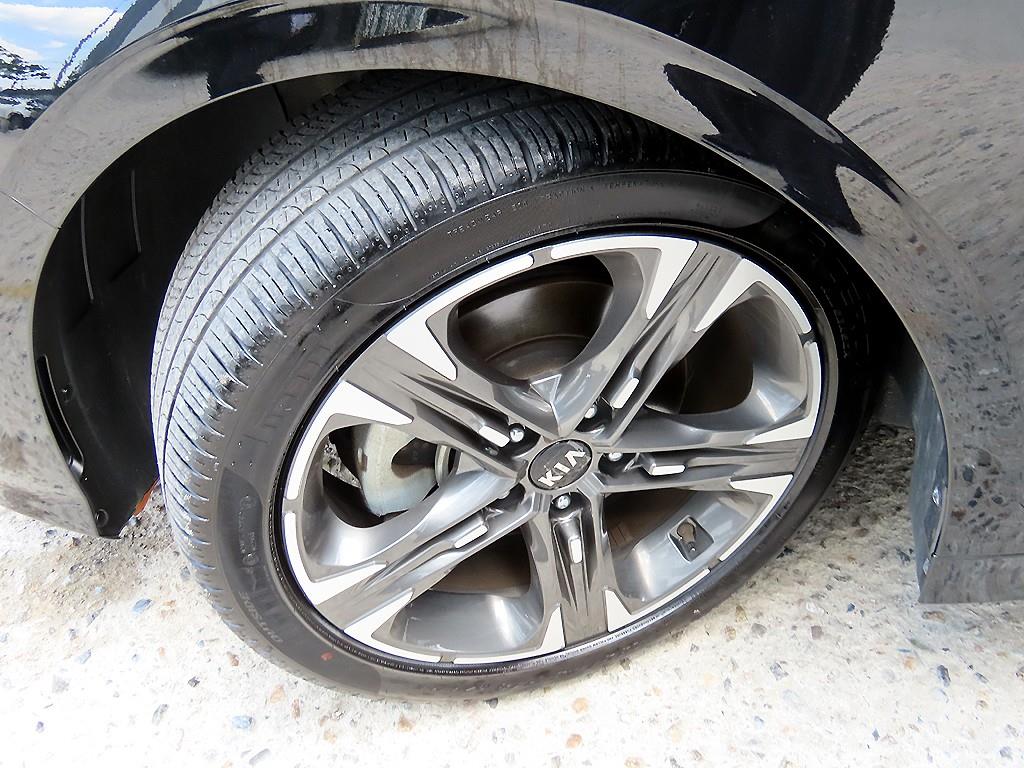 Kia K5 — photo 20