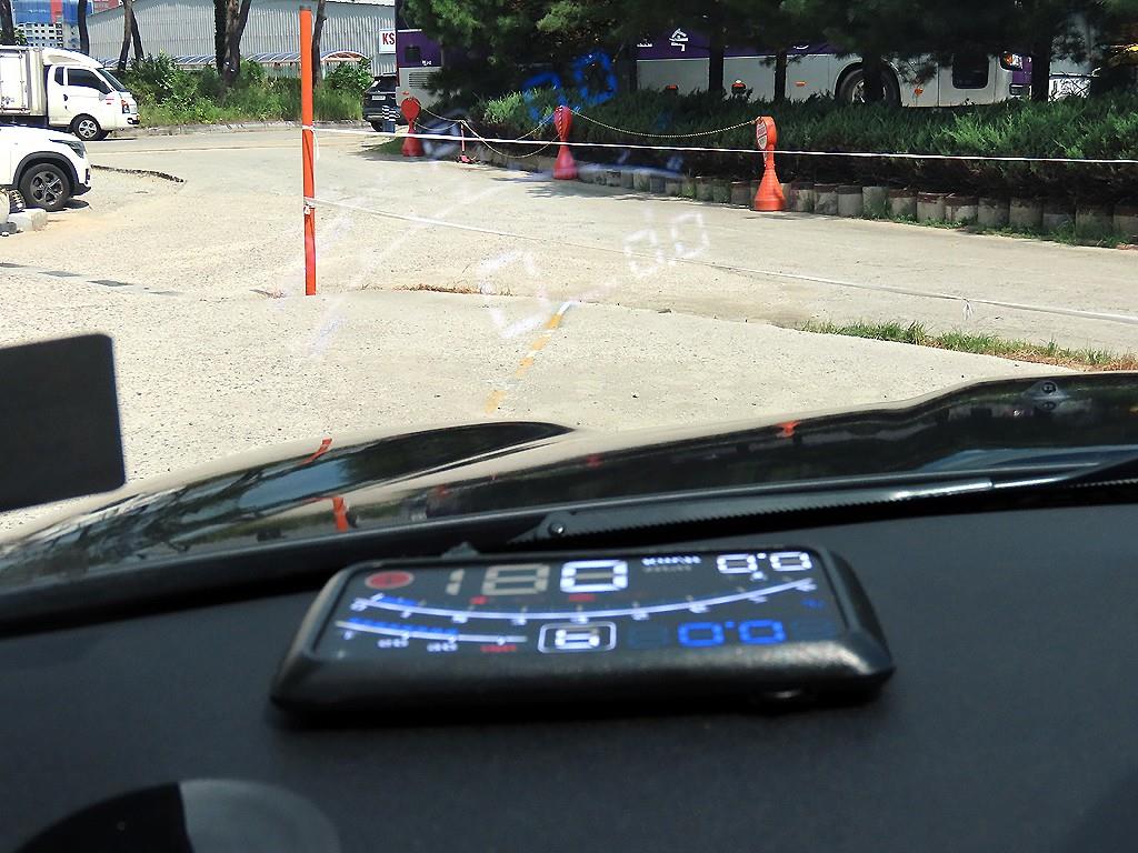Mini Countryman — photo 10