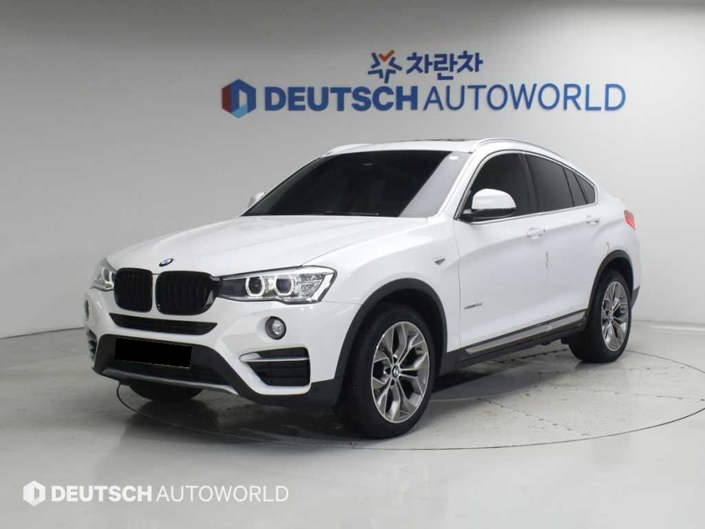BMW X4 — photo 01