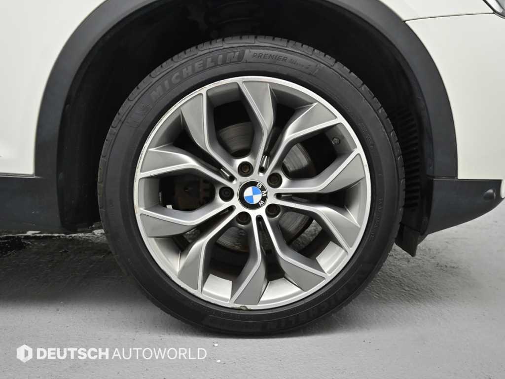 BMW X4 — photo 05