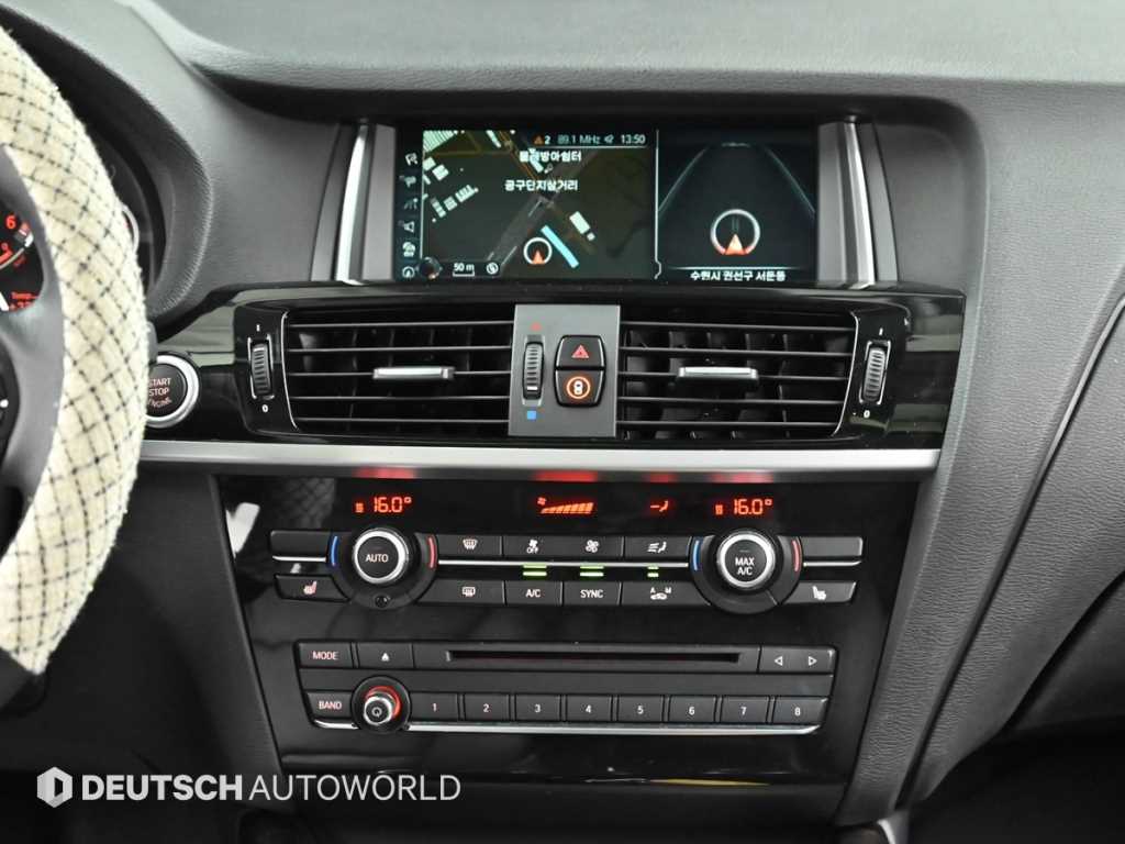 BMW X4 — photo 14