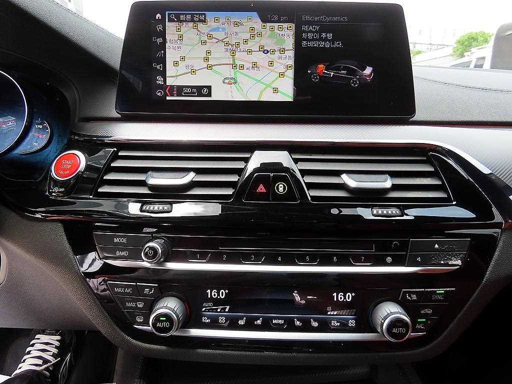 BMW M5 — photo 13