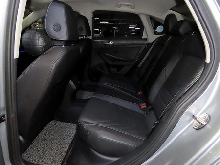 Volkswagen Jetta — photo 07