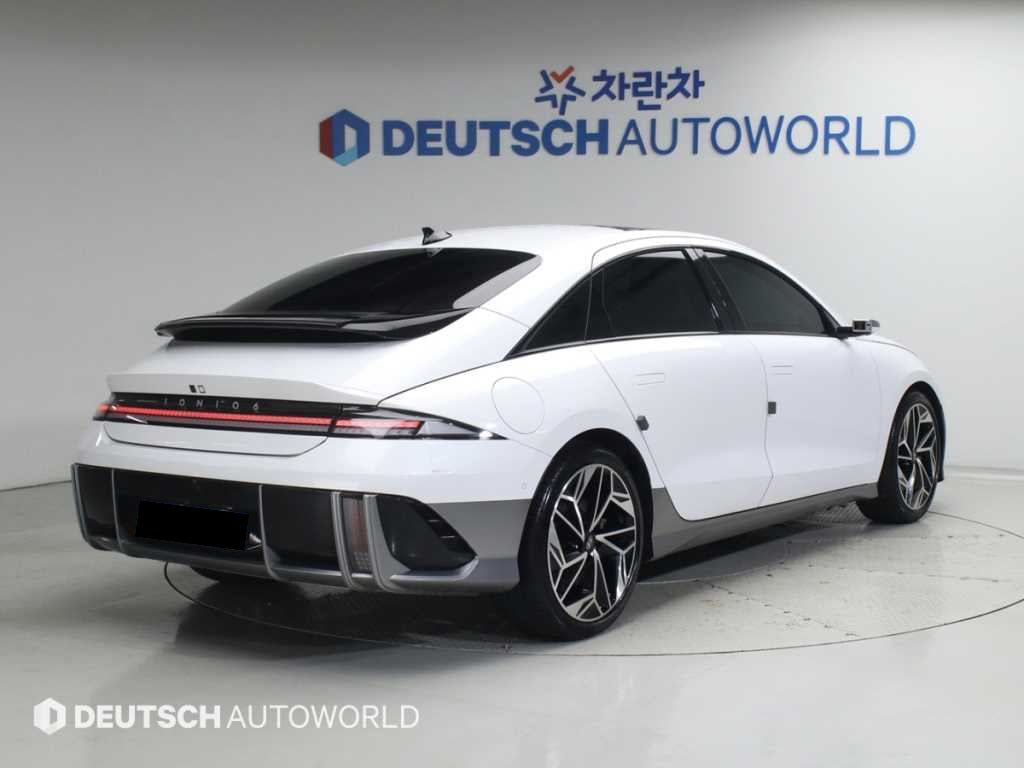 Hyundai Ioniq6 — photo 02