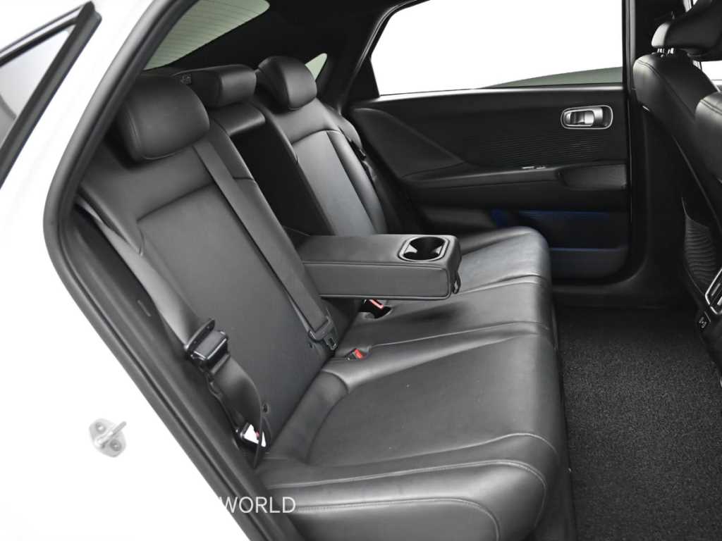 Hyundai Ioniq6 — photo 12