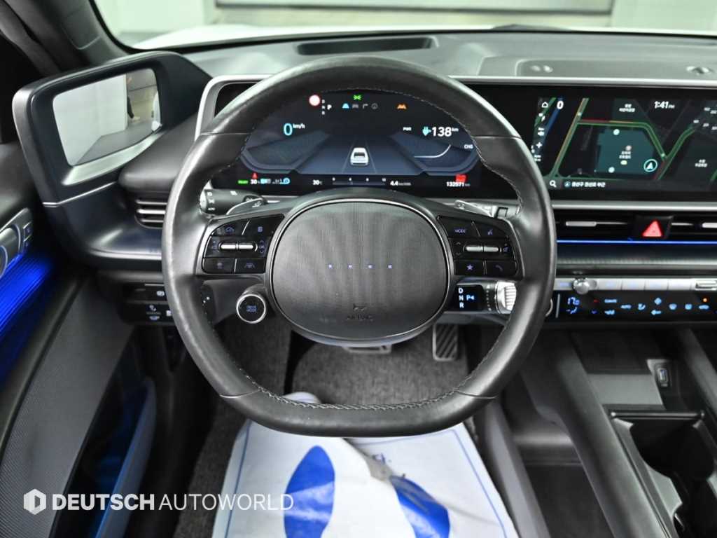 Hyundai Ioniq6 — photo 13