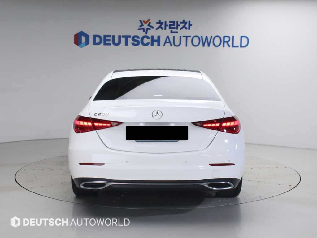 Mercedes-Benz C-Class — photo 04