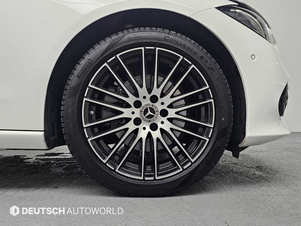 Mercedes-Benz C-Class — photo 05