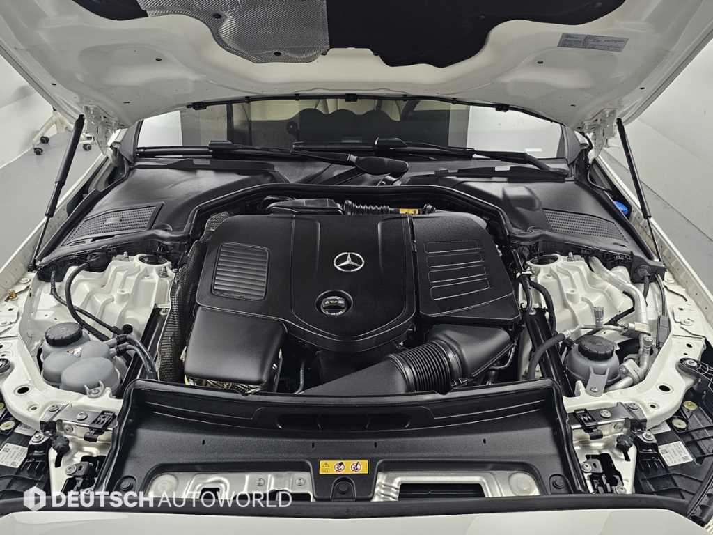 Mercedes-Benz C-Class — photo 06