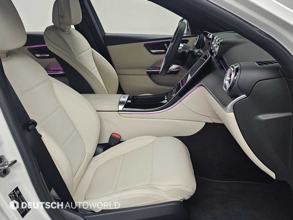 Mercedes-Benz C-Class — photo 10