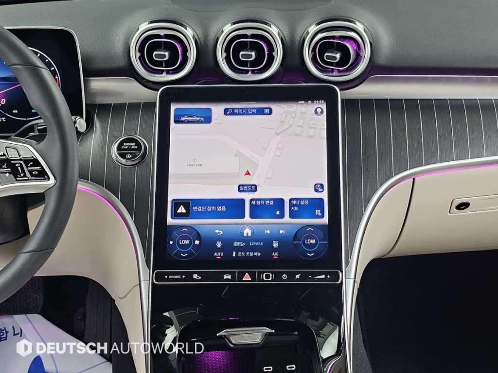 Mercedes-Benz C-Class — photo 14
