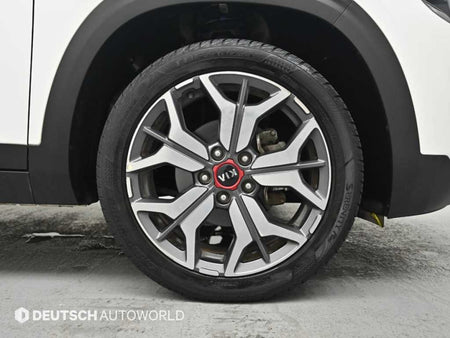 Kia Seltos — photo 05