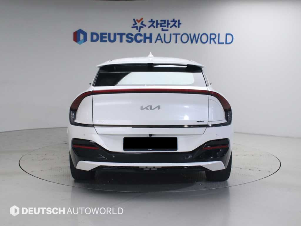 Kia EV6 — photo 04
