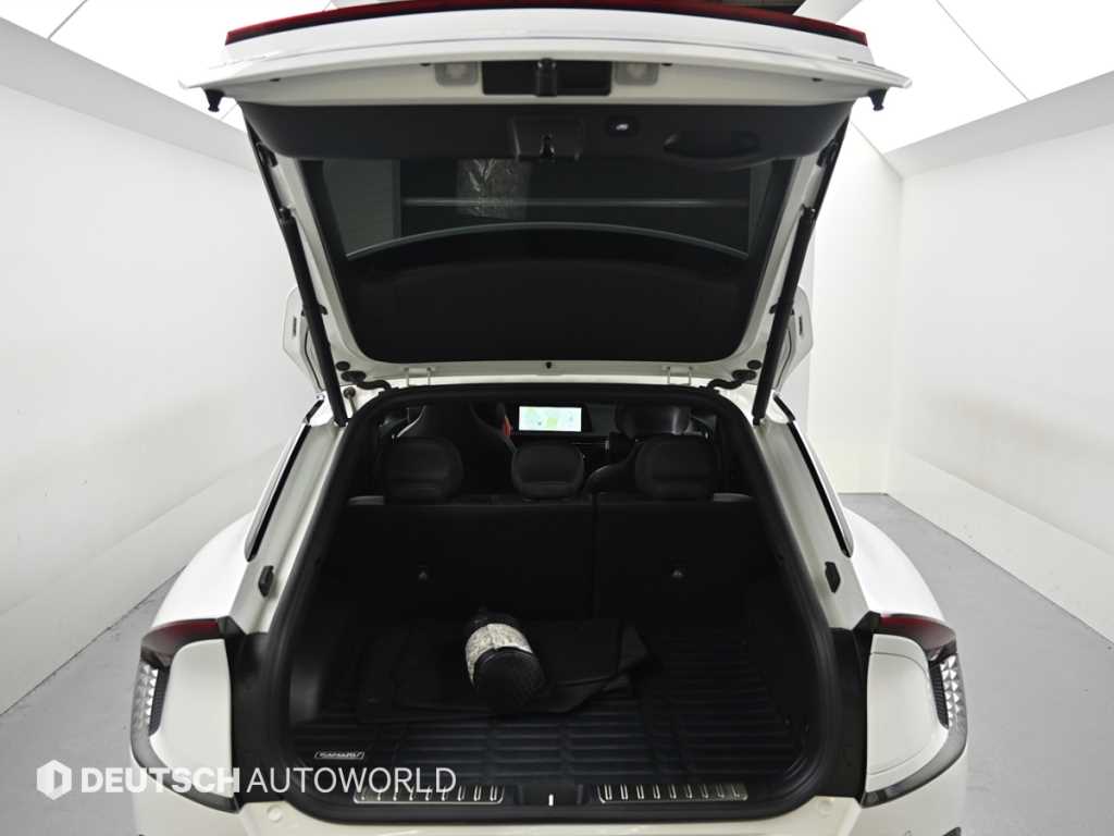 Kia EV6 — photo 19