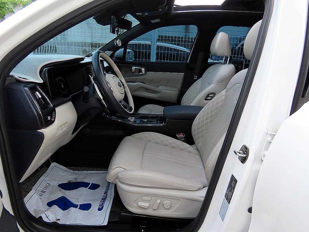 Kia Sorento — photo 05