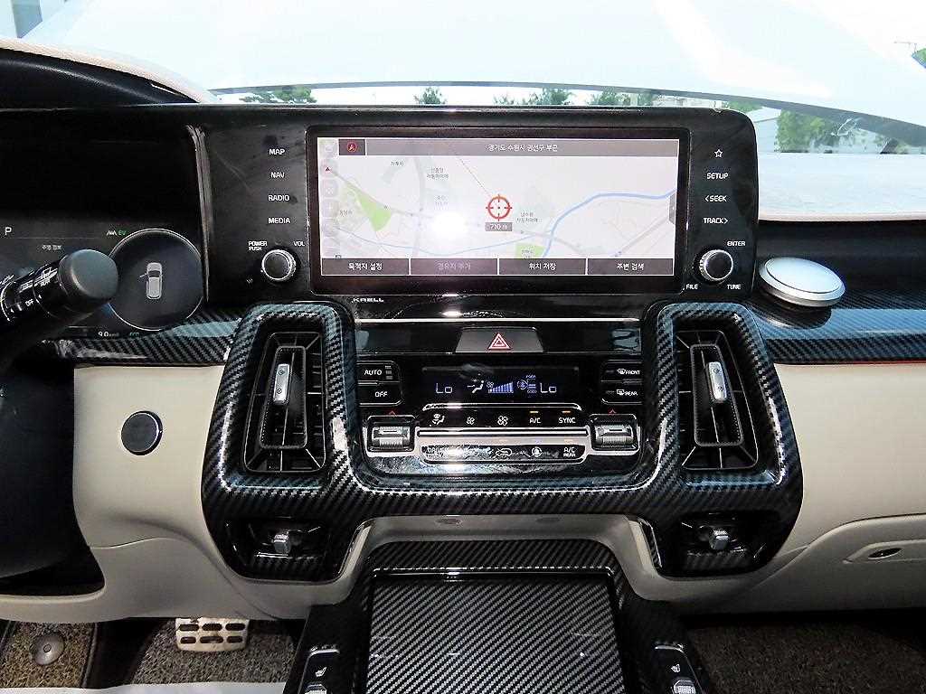 Kia Sorento — photo 12