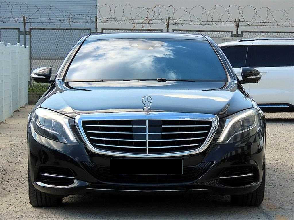 Mercedes-Benz S-Class — photo 01
