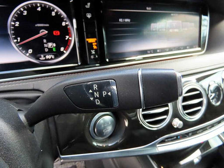 Mercedes-Benz S-Class — photo 10