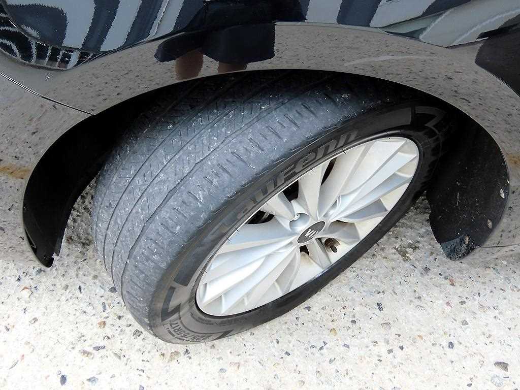 Kia K7 — photo 20