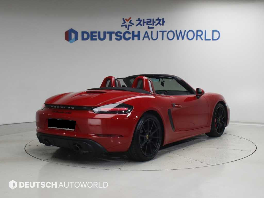 Porsche 718 — photo 03