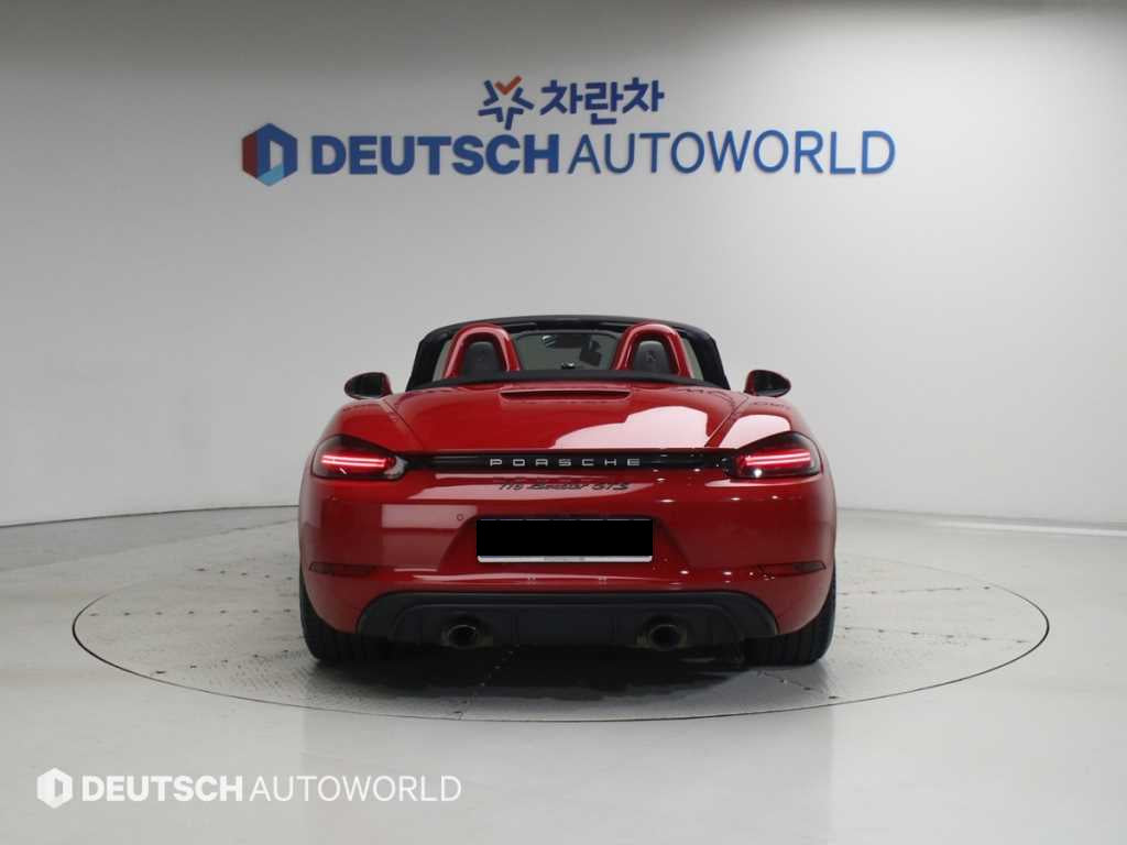 Porsche 718 — photo 05