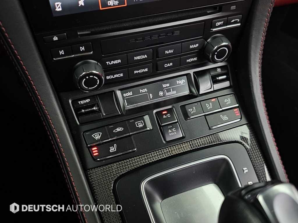 Porsche 718 — photo 16