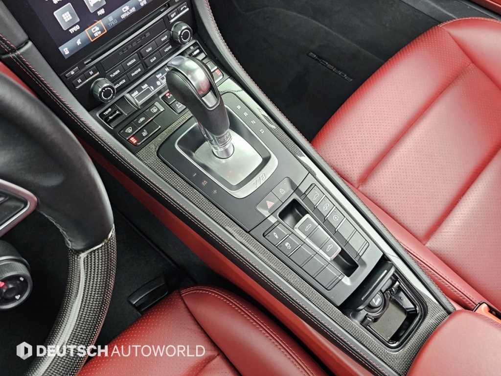 Porsche 718 — photo 17