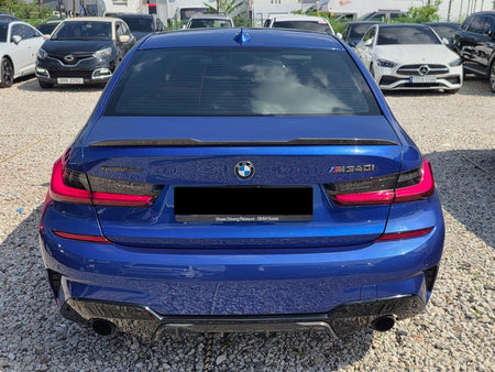 BMW 3-Series — photo 06