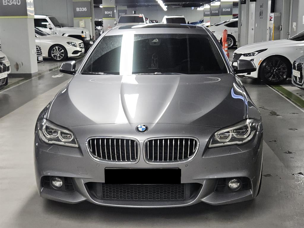 BMW 5-Series — photo 02