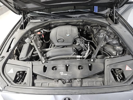 BMW 5-Series — photo 06