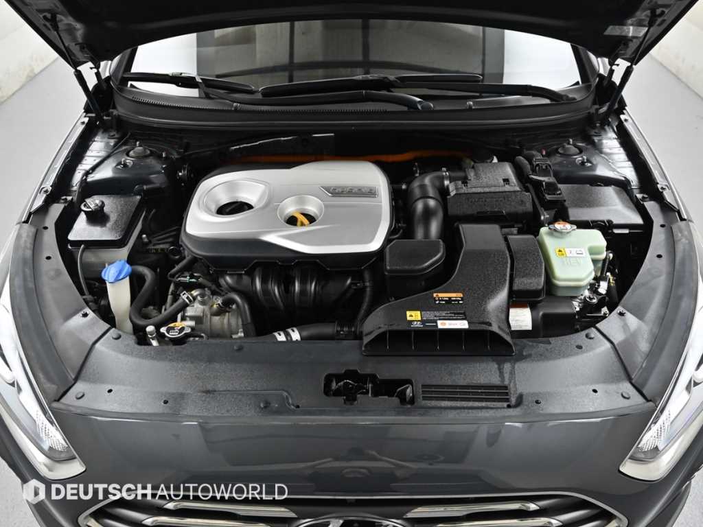 Hyundai Sonata — photo 06