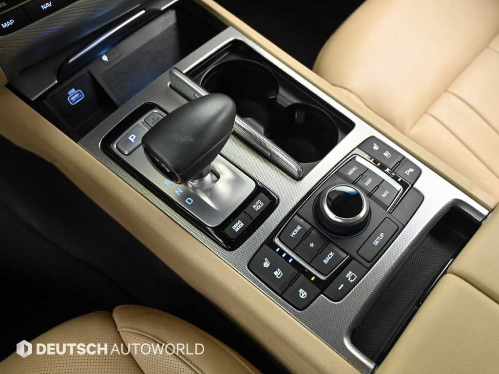 Genesis G80 — photo 09