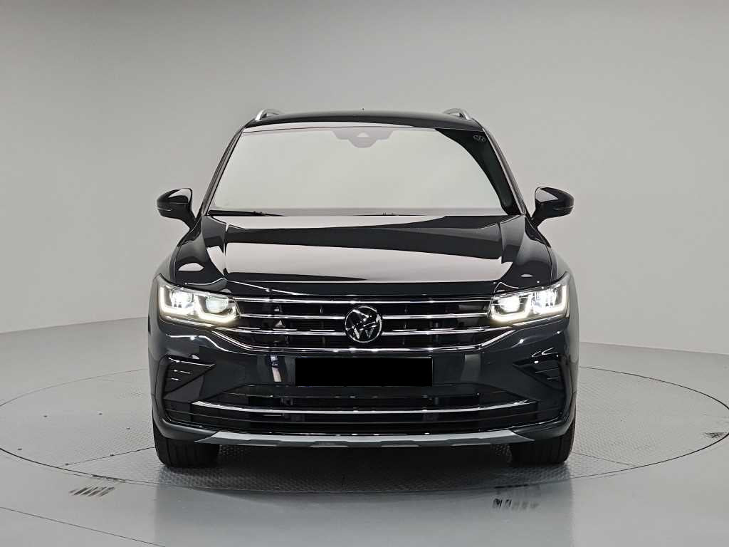 Volkswagen Tiguan — photo 02