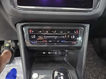 Volkswagen Tiguan — photo 10