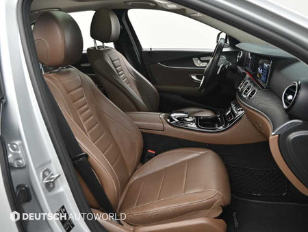 Mercedes-Benz E-Class — photo 10