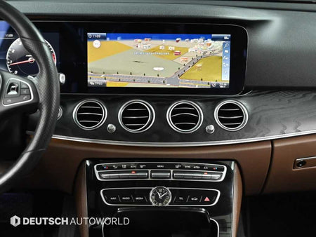 Mercedes-Benz E-Class — photo 14