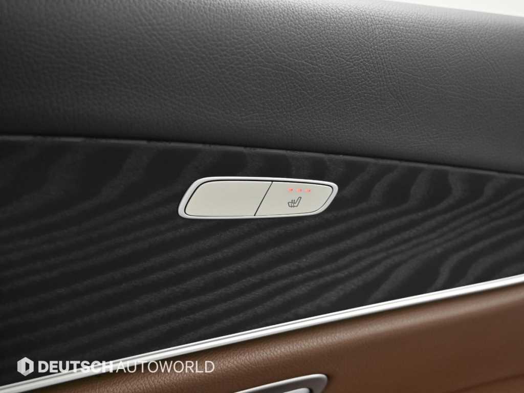 Mercedes-Benz E-Class — photo 16