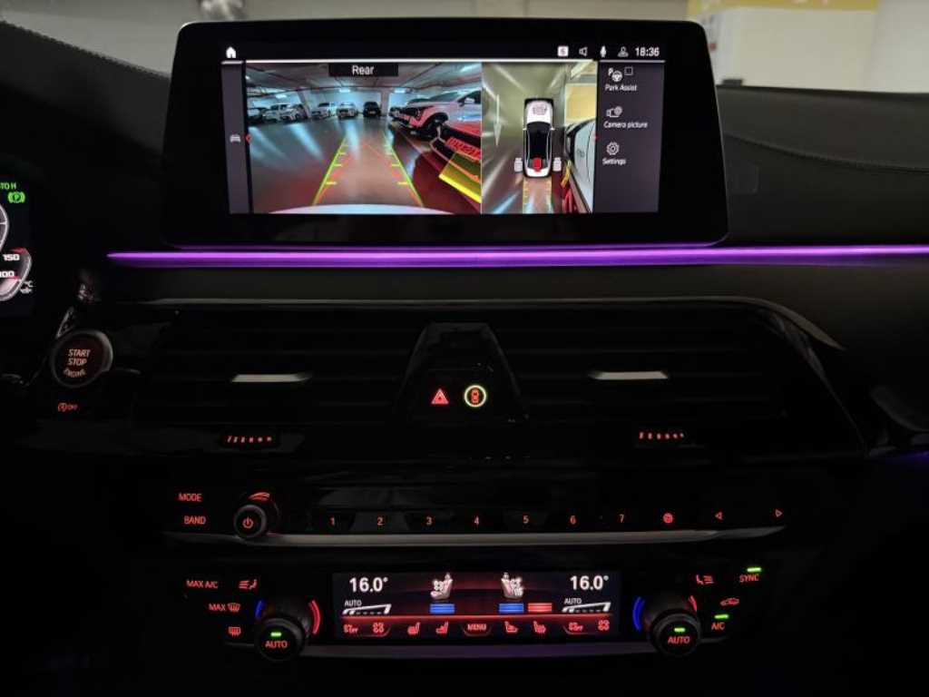 BMW M5 — photo 12