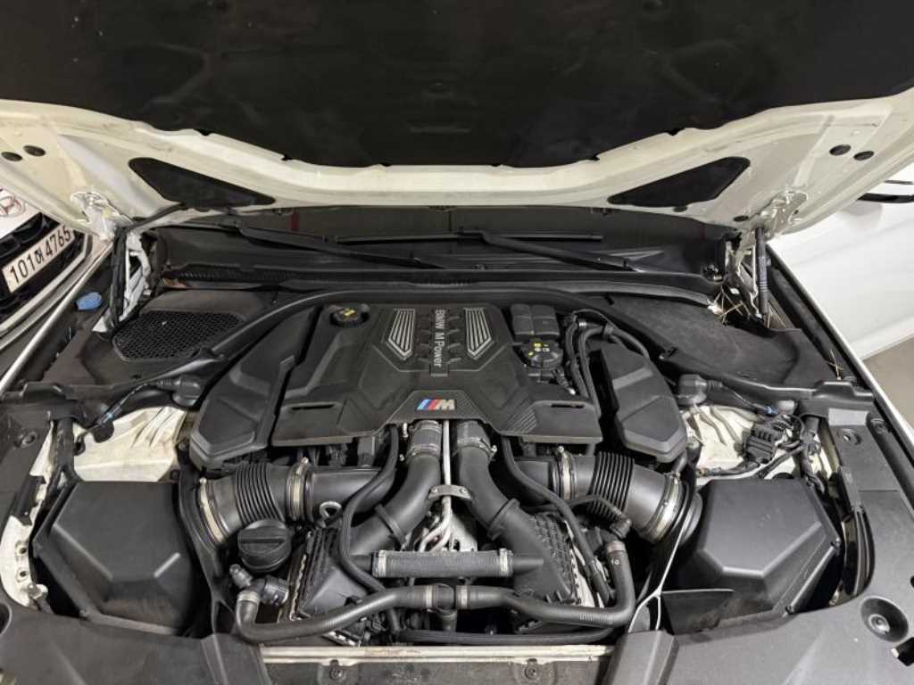 BMW M5 — photo 20