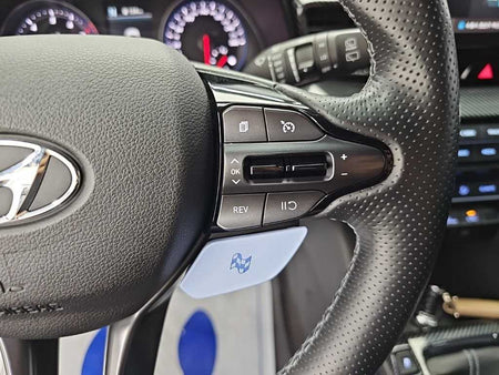Hyundai Veloster — photo 16