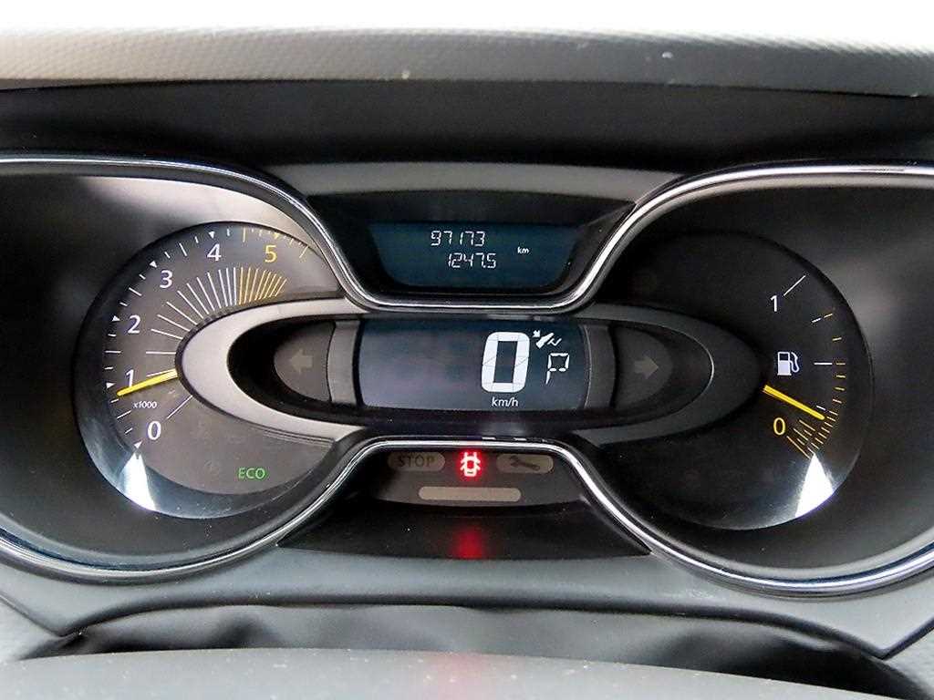 RENAULT QM3 — photo 09