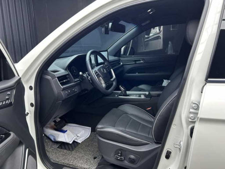 KGM Rexton — photo 05
