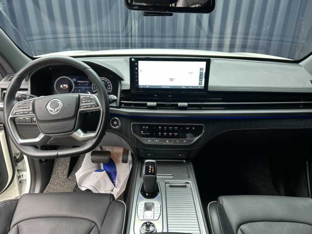 KGM Rexton — photo 09