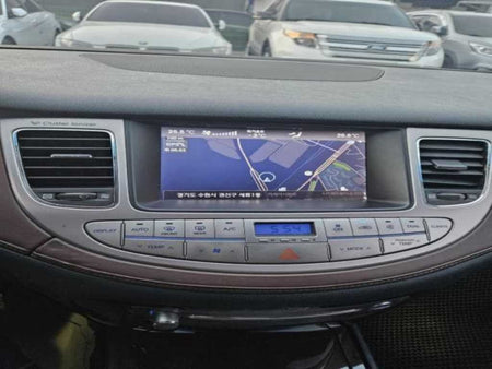 Hyundai Genesis — photo 08