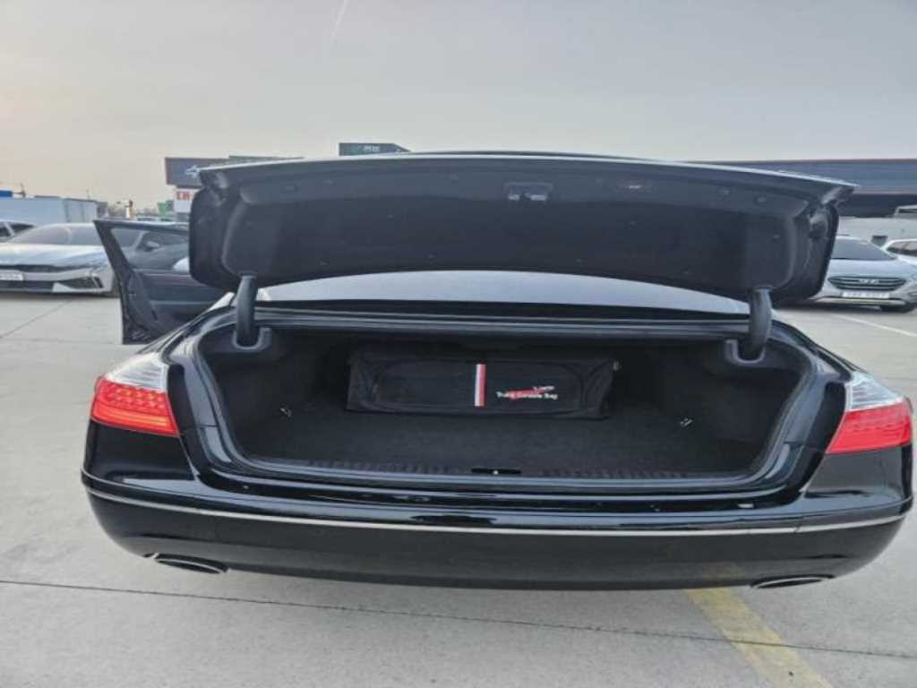 Hyundai Genesis — photo 18