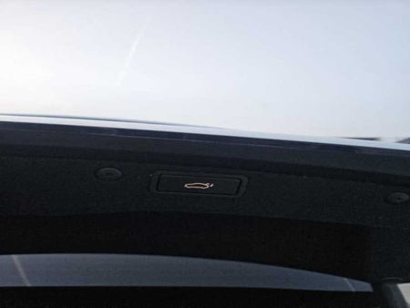 Hyundai Genesis — photo 19