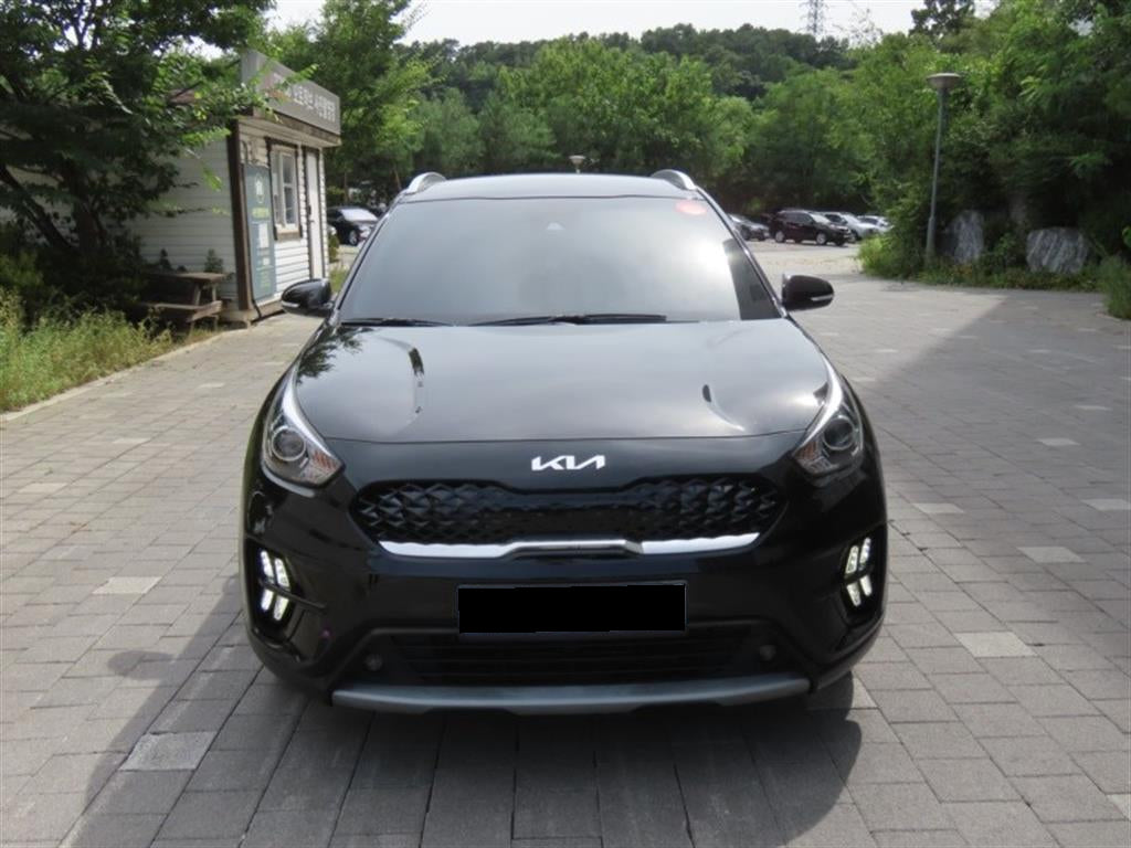 Kia Niro — photo 02