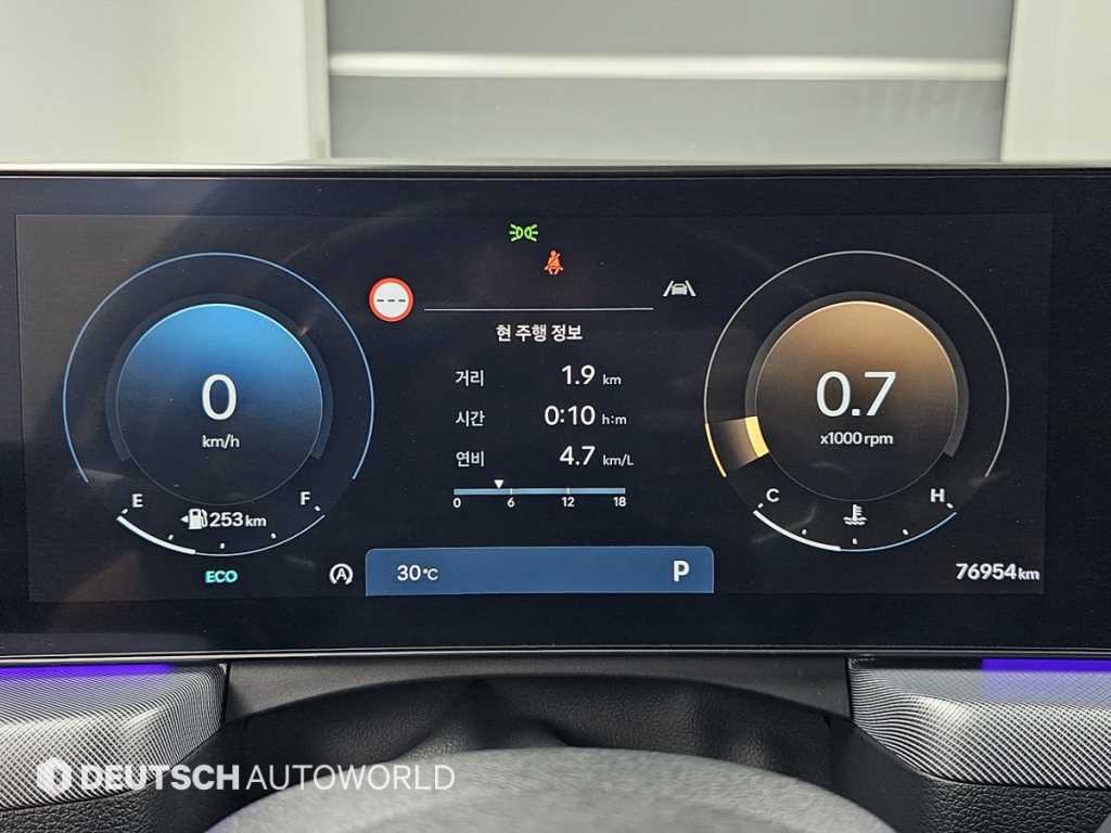 Hyundai Sonata — photo 08