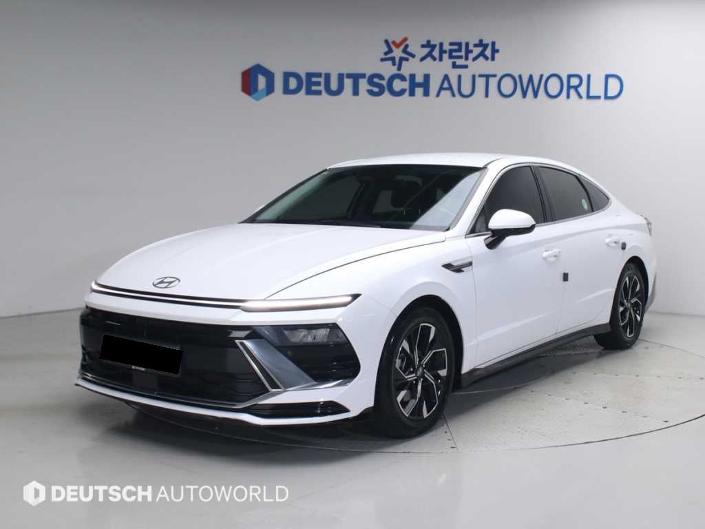 Hyundai Sonata — photo 01